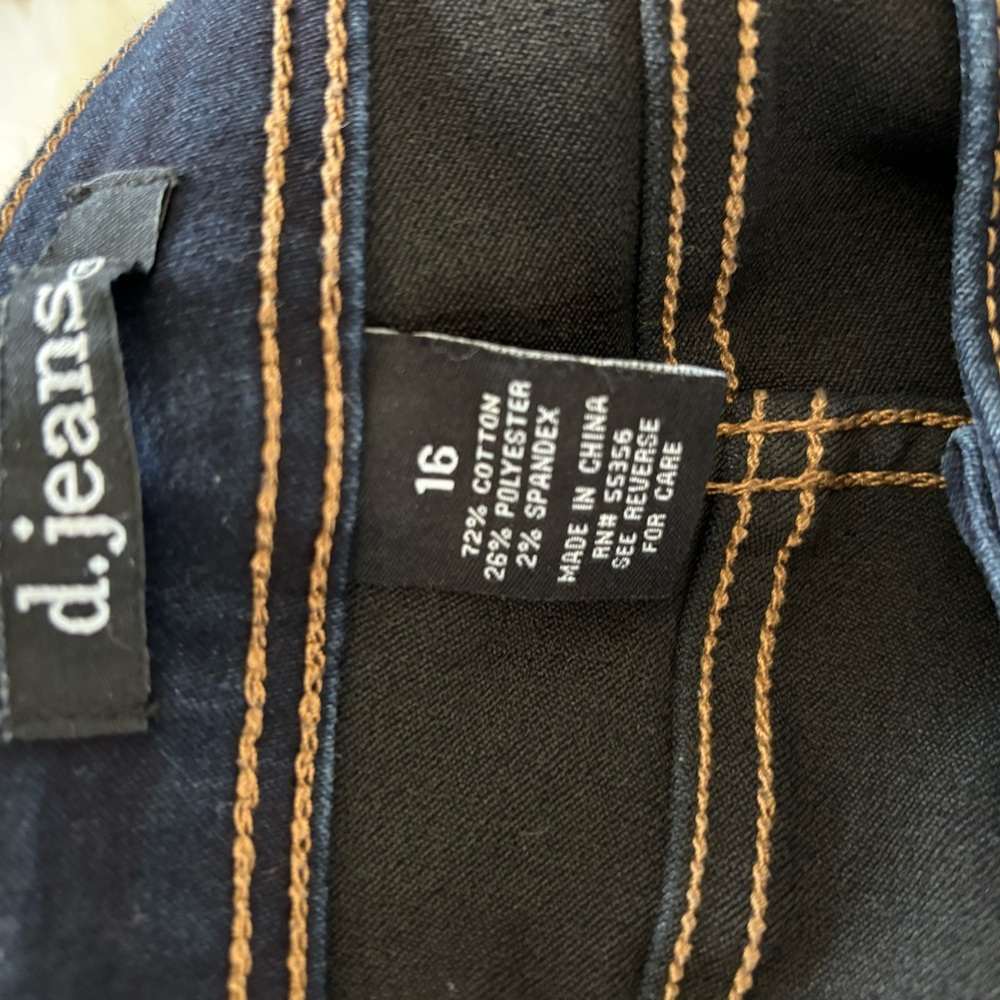 d. jeans NWOT 5 Pocket Jeans Size 16 - Picture 9 of 9